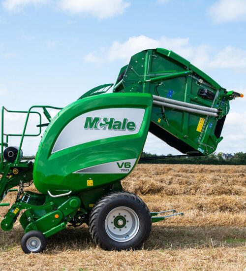 Прес підбирач із камерою змінного об'єму McHale V6750